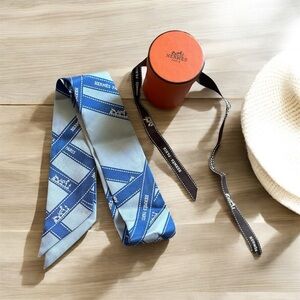 Hermès Panoplie Equestrian Twilly Scarf